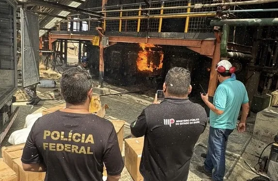 PF incinera cerca de 870 kg de drogas na Bahia