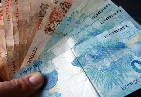 Mercado financeiro eleva projeção da inflação de 5,61% para 5,63%