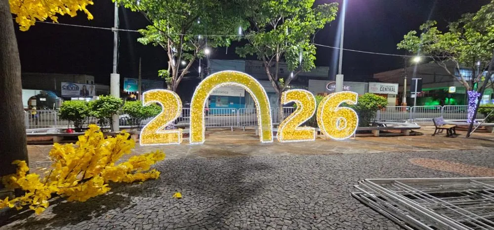 Prefeitura de Brumado reforça aviso de segurança sobre estruturas elétricas da decoração de Natal