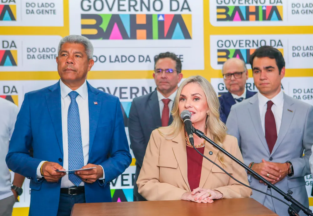 Presidente da ALBA comemora aprovação em tempo recorde de projetos que valorizam os servidores