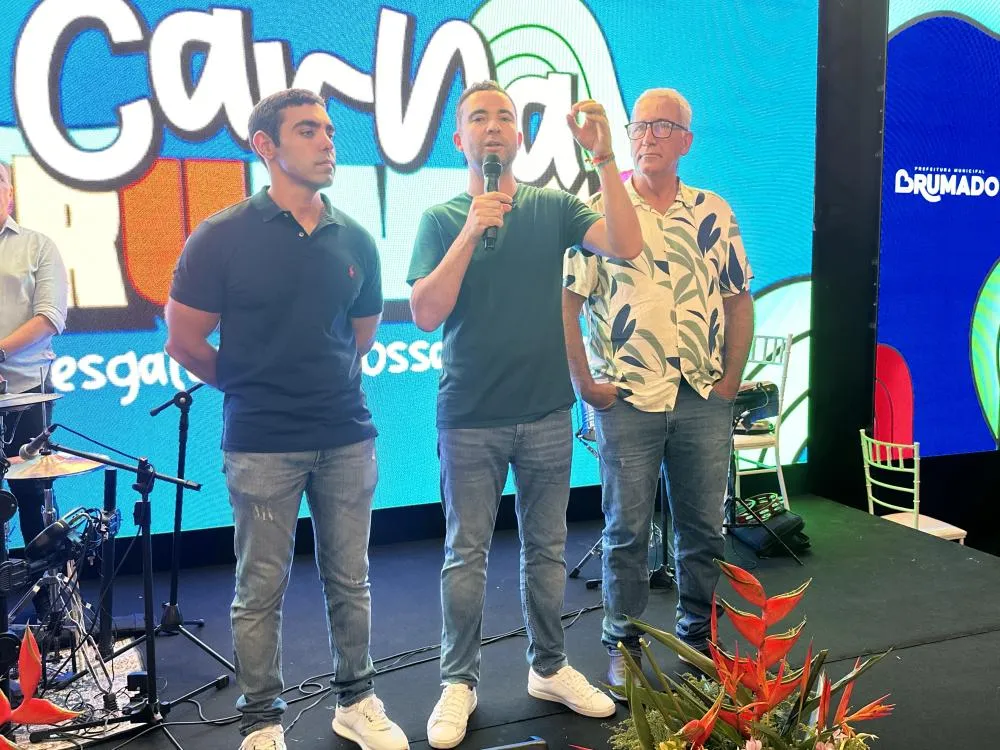 Prefeito Fabrício Abrantes lança Carna Brumas 2026 com Igor Kannario abrindo o Carnaval