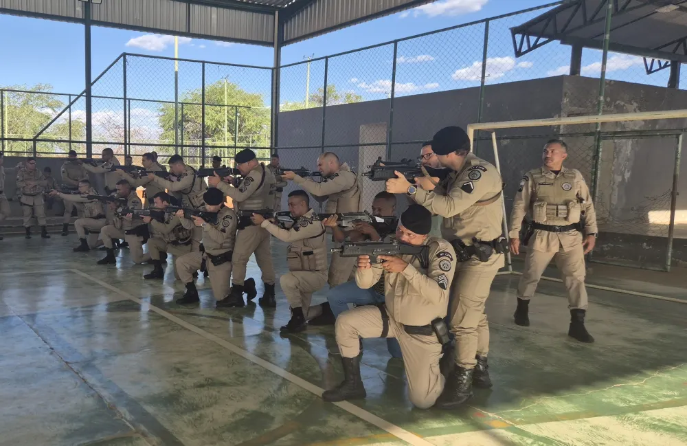 Policiais da 4ª CIPM participam de capacitação técnico-tática da PMBA em Macaúbas