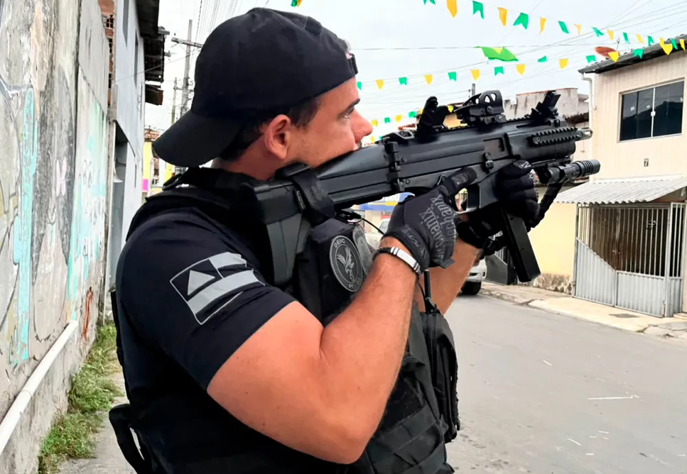 Operação Nexus combate grupo que vendia armas e drogas por delivery na Bahia