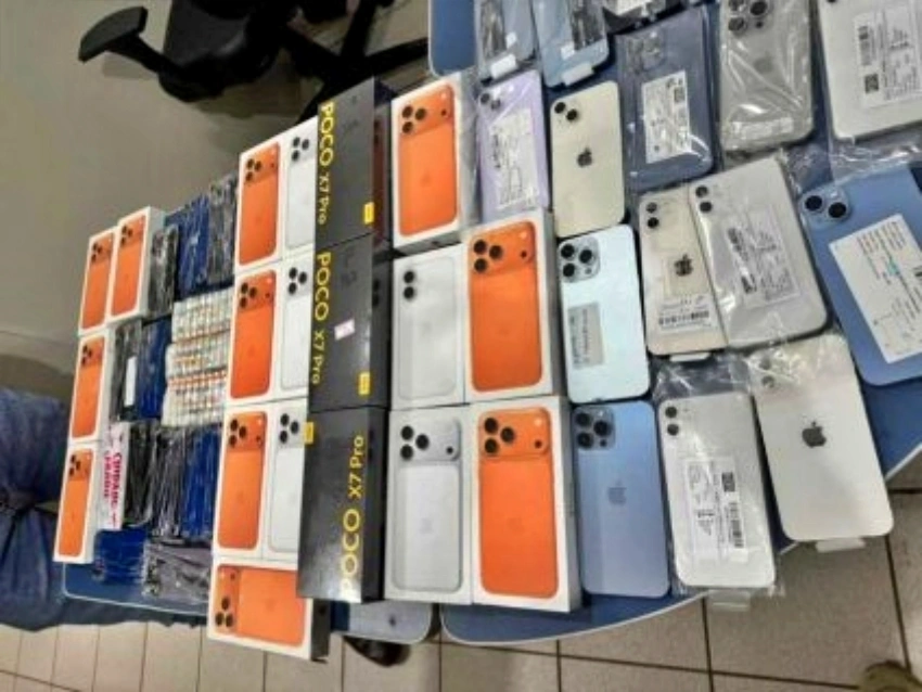 Conquista: Operação apreende iPhones e 59 ampolas de tirzepatida em ônibus de turismo