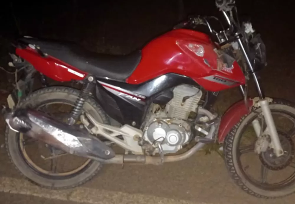 Grave acidente na BA-623 deixa dois motociclistas feridos no techo entre Maetinga e Presidente Jânio Quadros