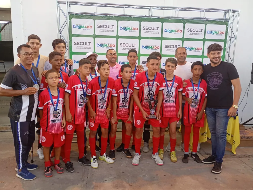 Brumado sedia Campeonato Baiano de Futsal de base e Ajax Sub-13 é vice-campeão