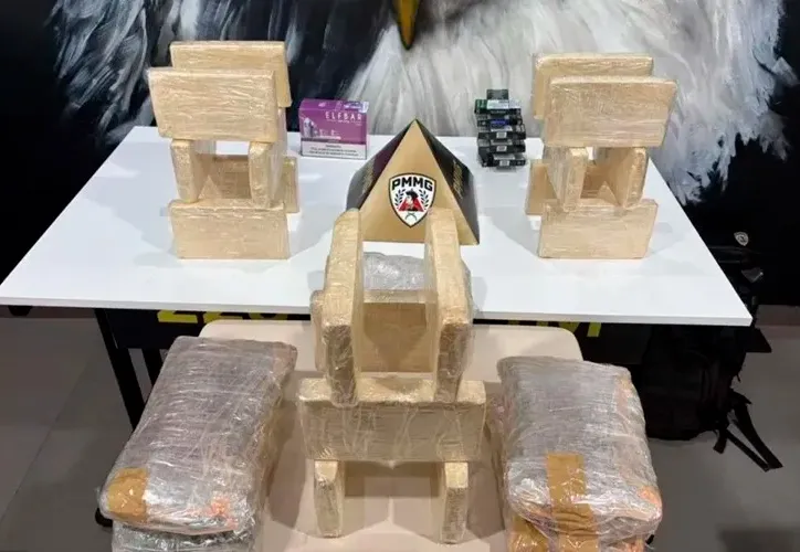 Dois jovens de Brumado são presos em Minas Gerais com cocaína e skunk escondidos em caminhão