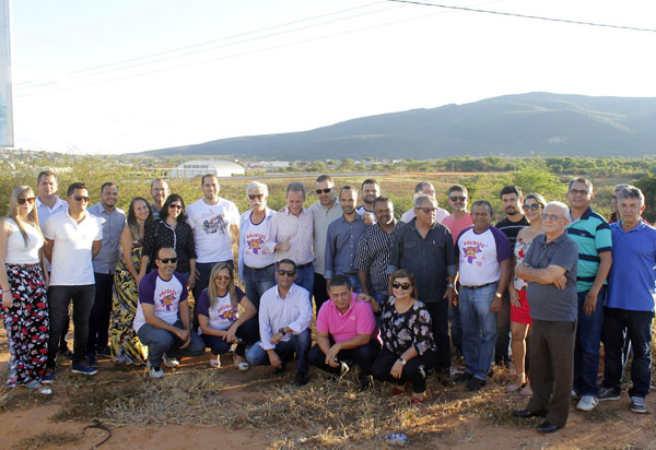 Brumado: prefeito e comitiva visitaram obras em andamento na cidade 