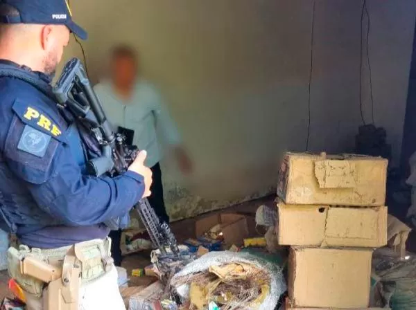 Em operação conjunta PRF desarticula produção clandestina de fogos 25 anos após tragédia 