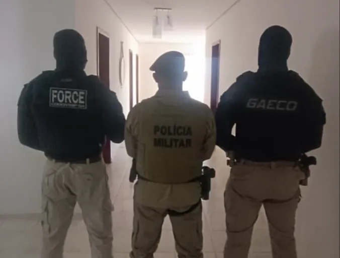 Tenente-coronel da PM é preso por ligação com milícia armada no oeste do estado