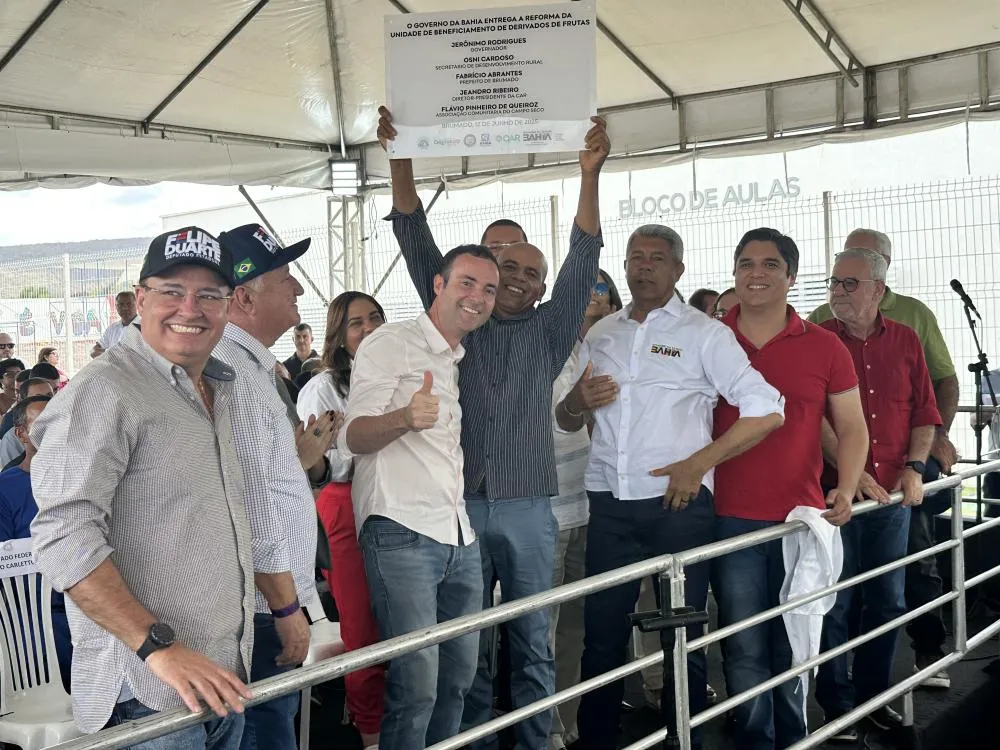 SDR fortalece agricultura familiar com a entrega de títulos de terra e requalificação de agroindústria em Brumado