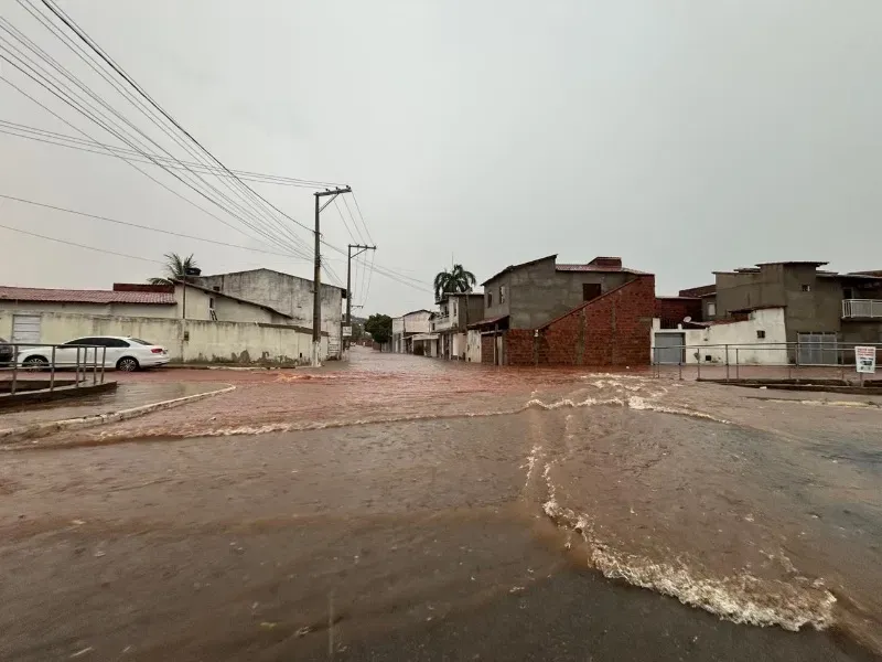 Gestão Fabrício Abrantes mantém alerta e mobiliza estrutura municipal diante de previsão de fortes chuvas em Brumado