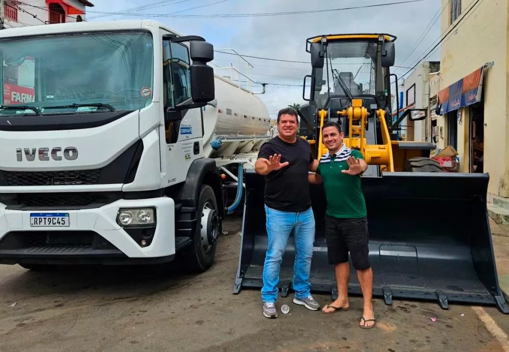 Marquinho Viana realiza entregas e participa de encontros em Contendas do Sincorá, Barra da Estiva, Ituaçu, Tanhaçu e Maracás