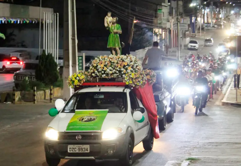 Festa de São Cristóvão reúne motoristas e fiéis em Brumado com bênção de veículos e carreata