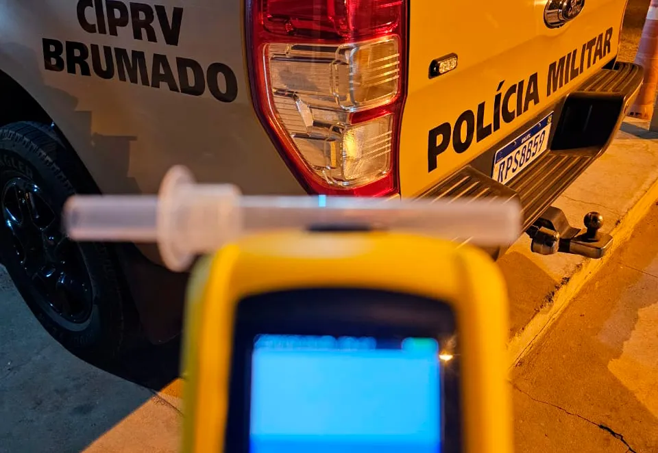 Motorista é autuado por recusar teste do bafômetro na BA-262