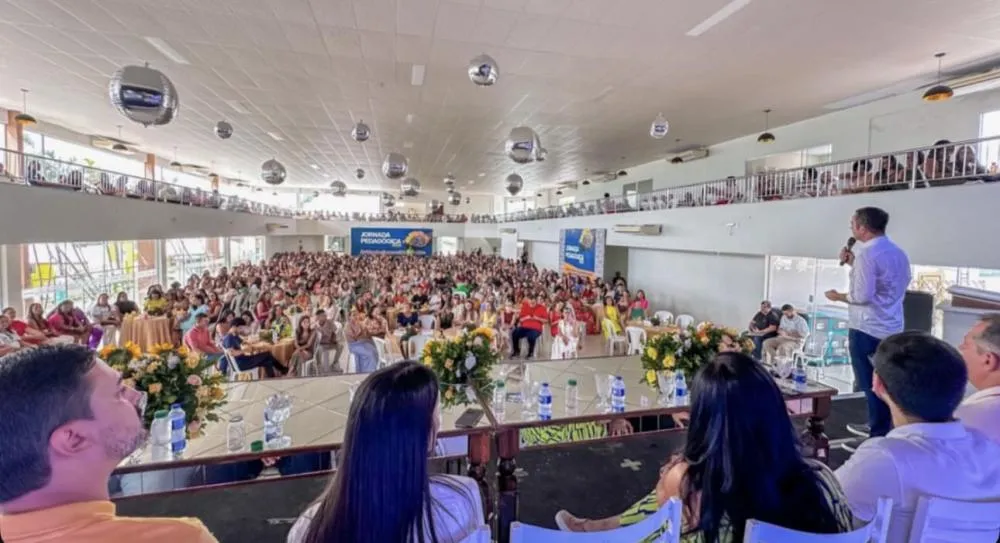 Brumado: Prefeito Fabrício Abrantes discursa na Jornada Pedagógica da rede municipal de ensino