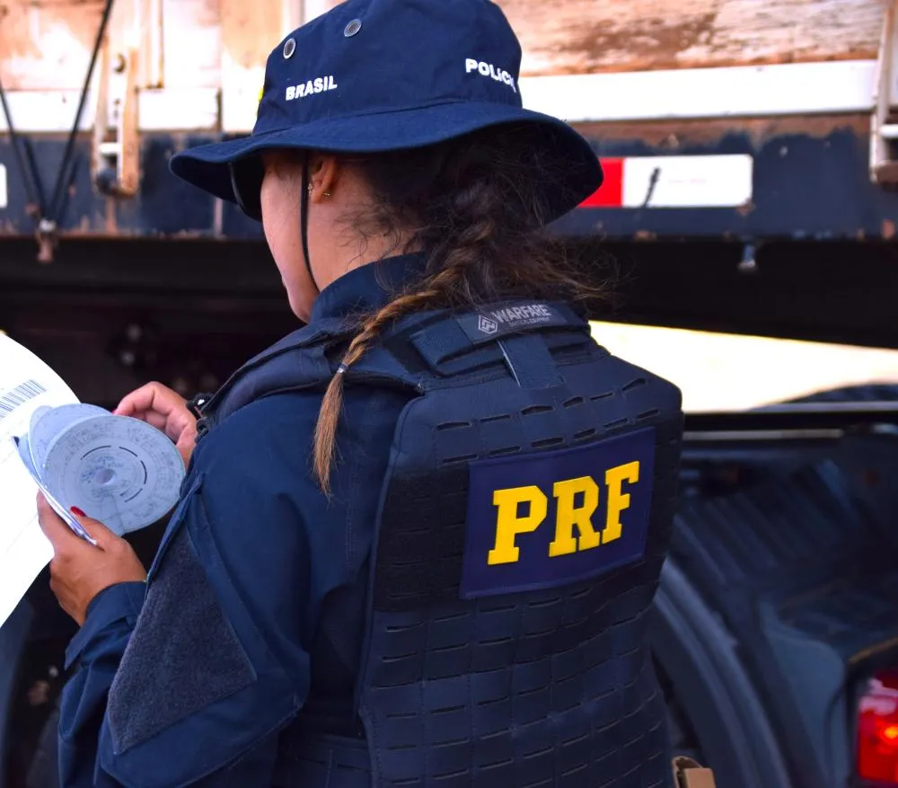 Cenário preocupante: Autuações por desrespeito à Lei do Descanso quase dobram nas rodovias federais da Bahia