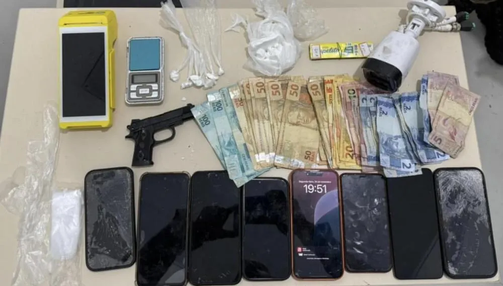 Conquista: RONDESP Sudoeste apreende drogas e conduz casal após denúncia no Bairro Alto Maron