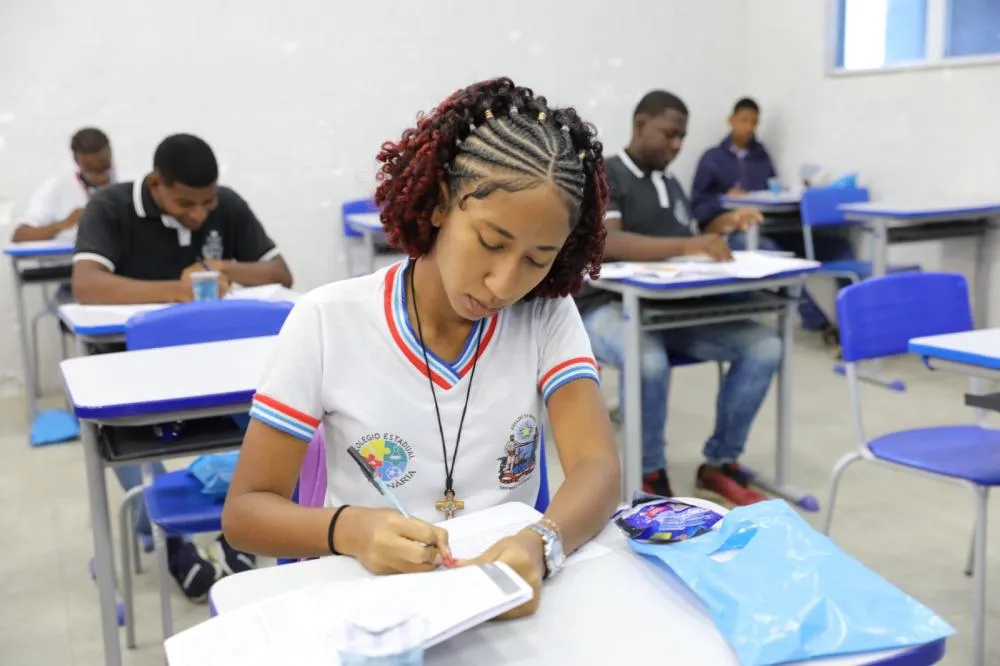 Sexta-feira (13) é o último dia do prazo para inscrição do Enem 2025