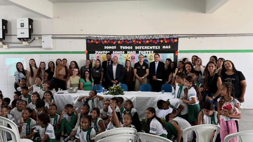 Palestra reforça prevenção ao bullying e cyberbullying em escola de tempo integral em Brumado 
