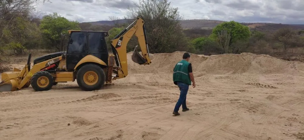 Prefeitura de Brumado, INEMA e Polícia Militar realizaram fiscalização ambiental no Riachão