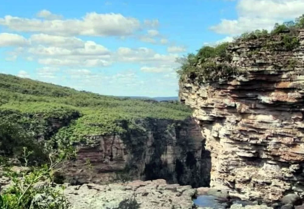 Moradores de Itaetê denunciam mineradora por possíveis impactos ambientais na Serra da Chapadinha