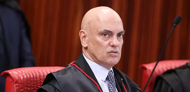 Alexandre de Moraes vota por condenação de Bolsonaro e mais sete réus por tentativa de golpe de Estado