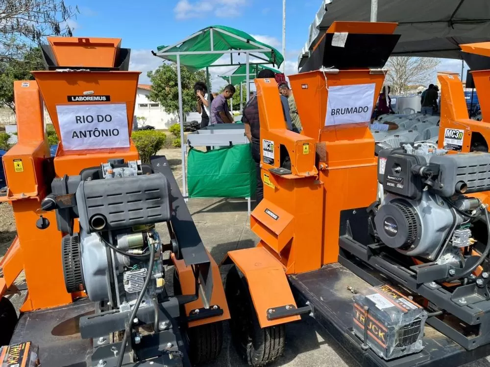 Agricultura familiar do território Sudoeste Baiano ganha reforço com entregas de máquinas e equipamentos