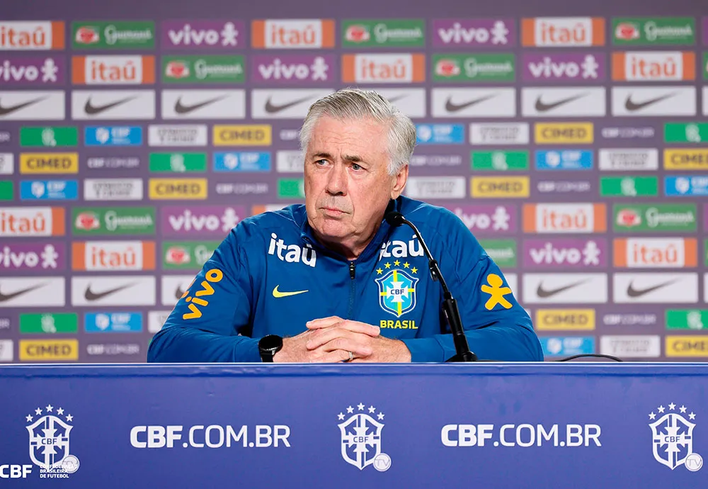 Ancelotti celebra estreia no Maracanã: 'Uma nova experiência que sempre terei nas minhas recordações'