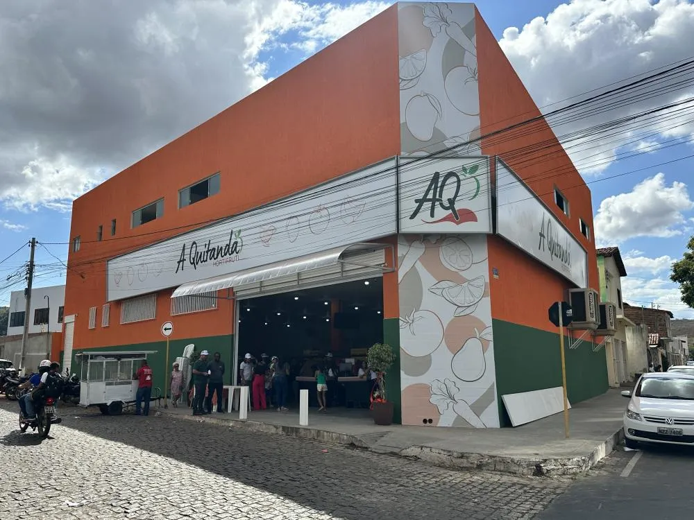 A Quitanda inaugura novo espaço e se destaca como opção completa de compras em Brumado