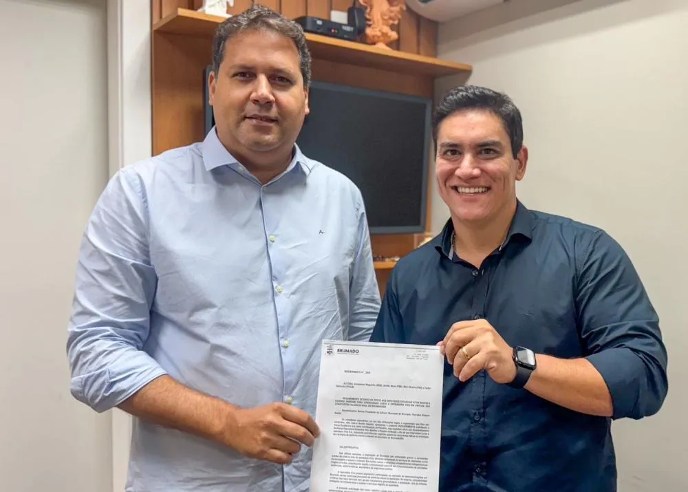 Guilherme Bonfim cobra melhorias no serviço da Vivo em Brumado durante reunião com o PROCON Bahia