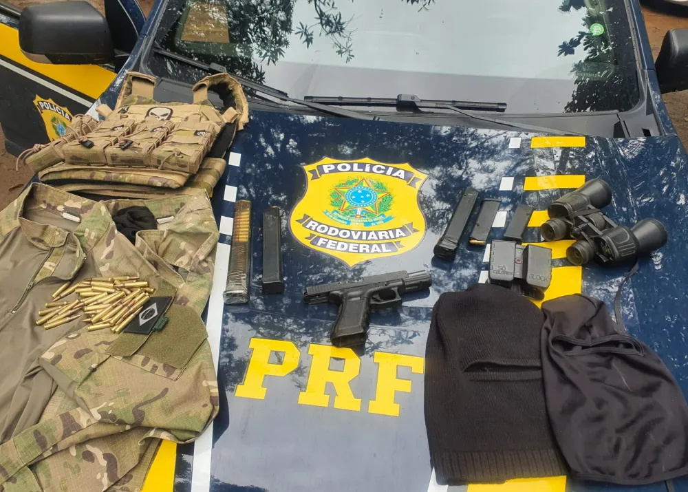 PRF e PMES prendem líder do Comando Vermelho no Sul da Bahia