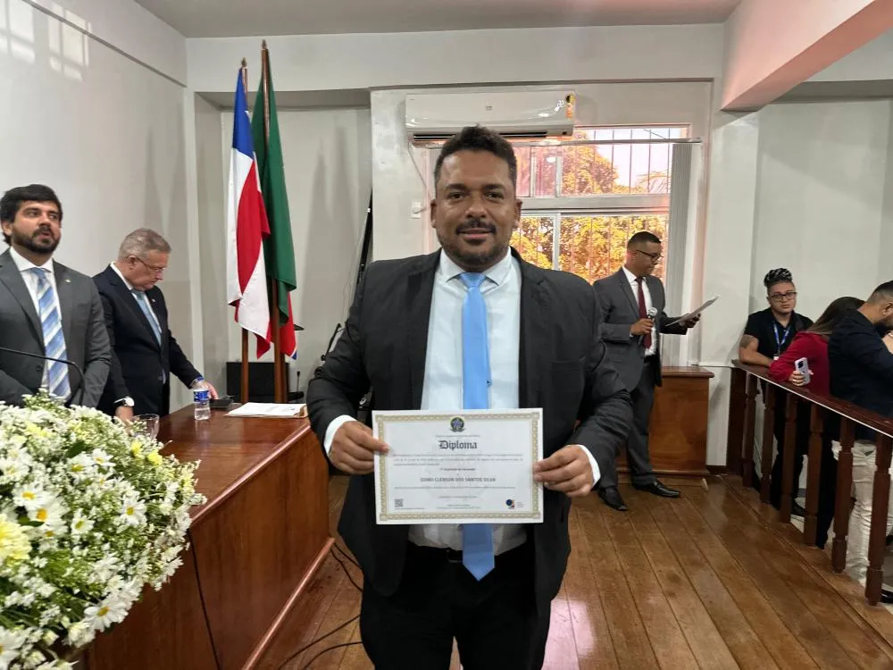 Brumado: Ednei Clebson recebe diploma de suplente e valoriza participação democrática