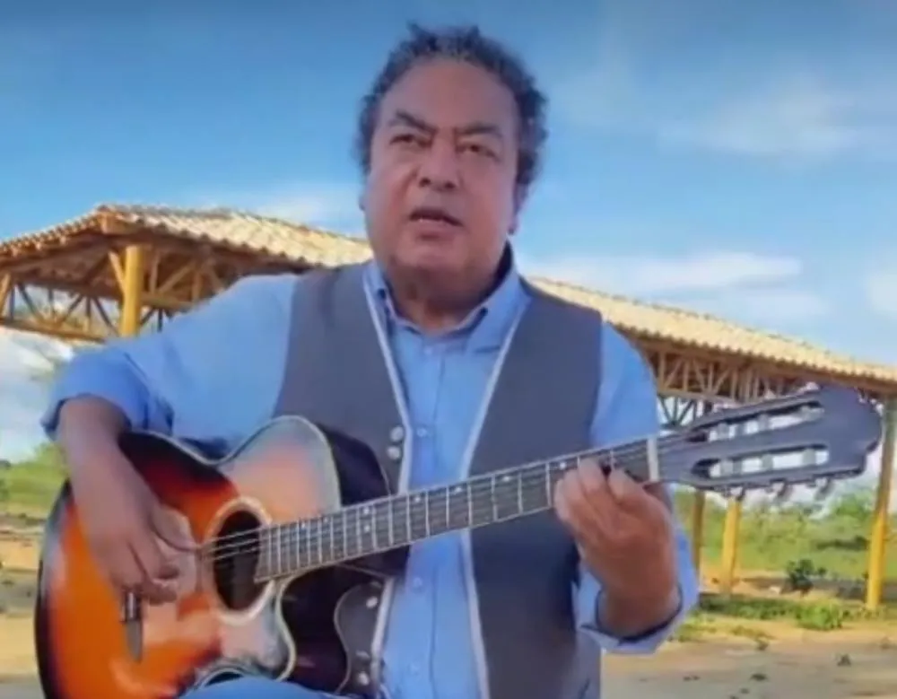 Morre aos 66 anos o cantor e compositor Evandro Correia