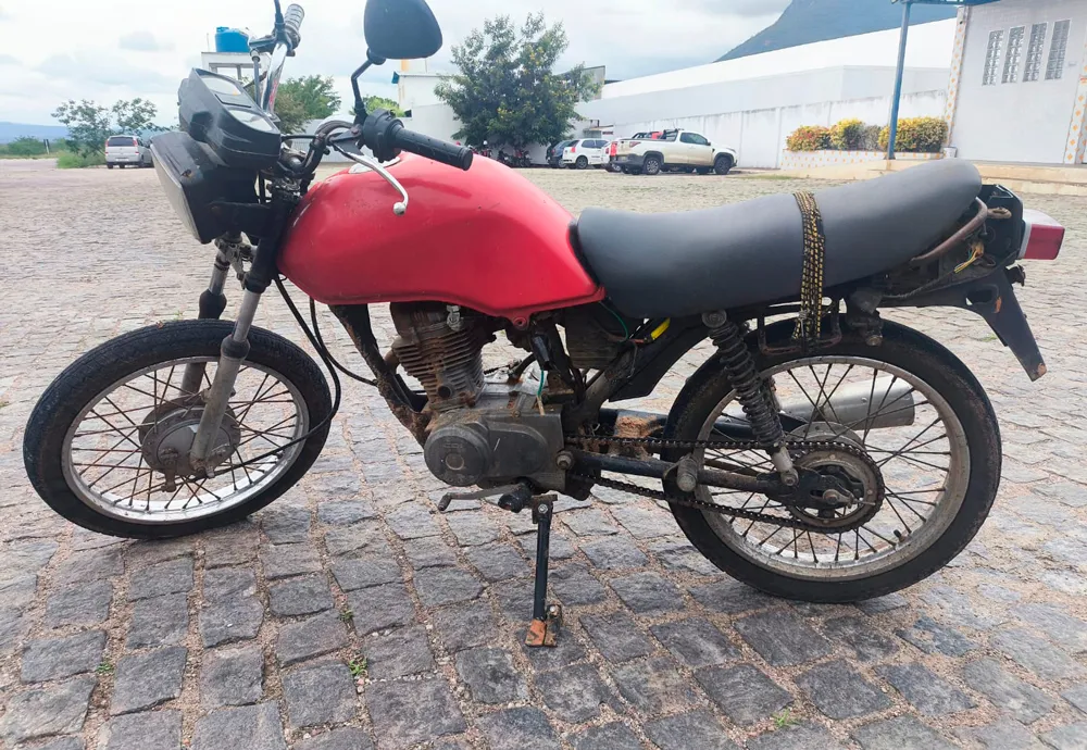 CIPRv/Brumado apreende motocicleta com restrição de circulação na BA-148