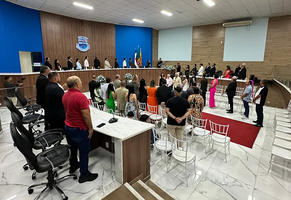 Câmara de Vereadores de Brumado realiza Sessão Solene para entrega de Títulos de Cidadão Brumadense e Medalhas de Honra