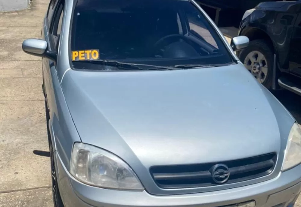 Brumado: Carro com sinais de adulteração é apreendido; veículo era conduzido por menor de idade 