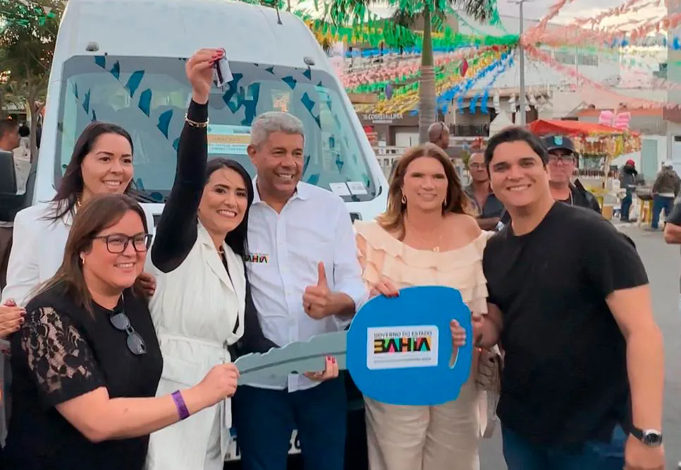 Aracatu recebe novos equipamentos e investimentos com apoio do deputado Vitor Bonfim 