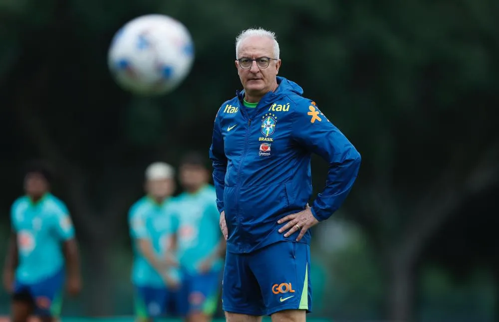 Dorival projeta preparação da Seleção em Curitiba