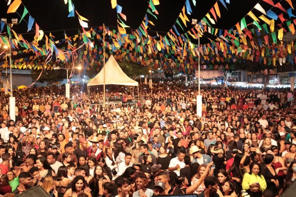 Recorde de público e animação no São Pedro dos Olhos D’água em Brumado