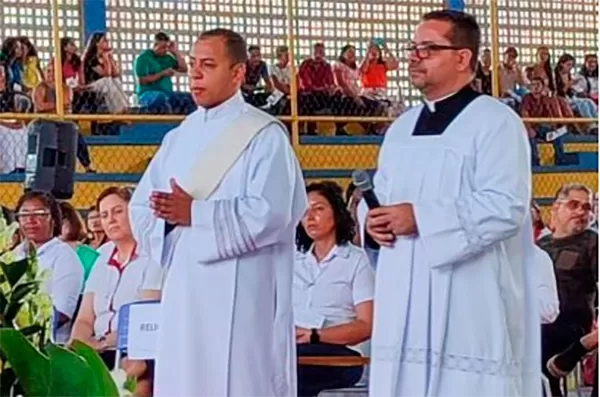 Diácono Matheus Augusto é Ordenado Sacerdote em Boquira