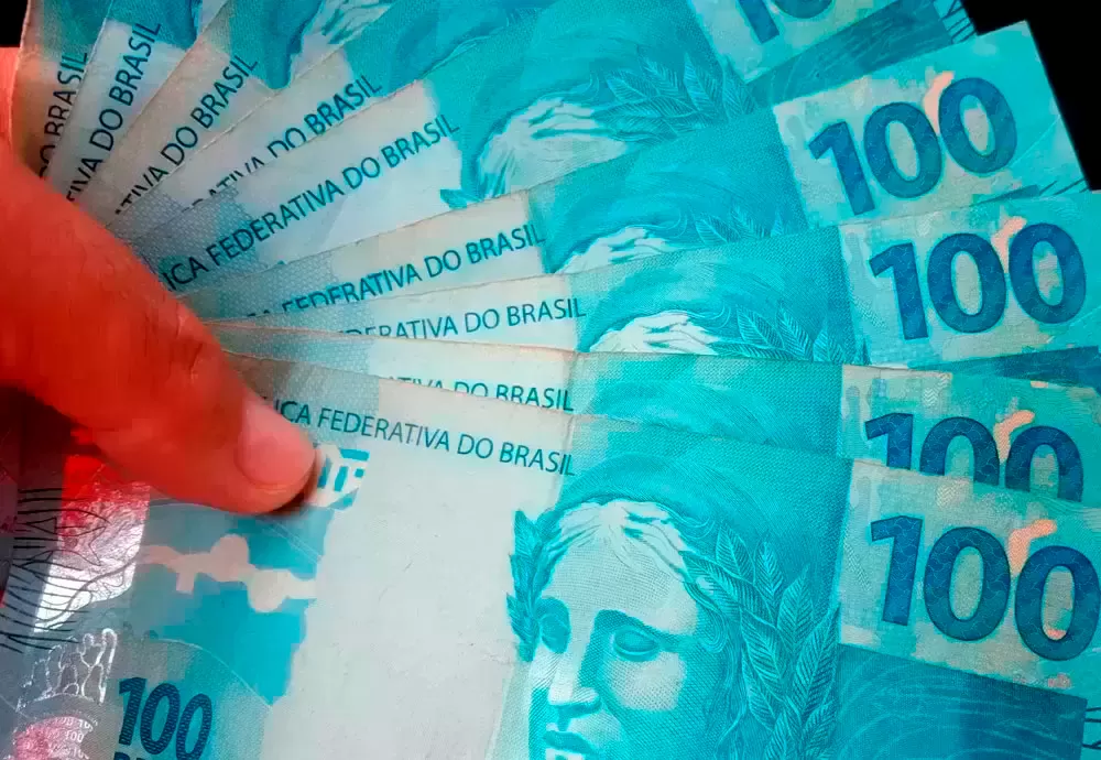 Contas públicas têm superávit de R$ 1,2 bilhão em março