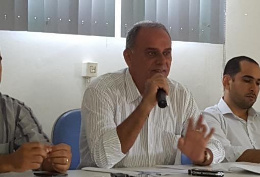 Em coletiva, prefeito Aguiberto fala sobre as medidas de recuperação que serão executadas em todo o município devido aos estragos causados pelas chuvas
