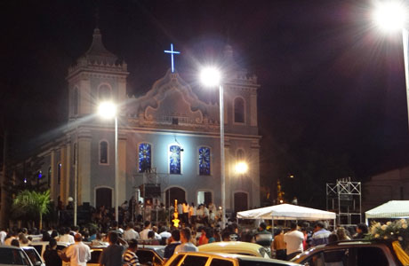 CATÓLICOS FESTEJARAM CORPUS CHRISTI EM BRUMADO