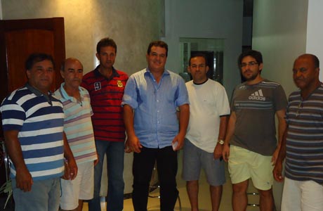 SUDOESTE: MARQUINHO VIANA FAZ VISITAS