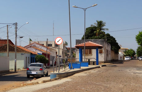 BRUMADO: PREFEITURA INAUGURA MAIS UMA PRAÇA