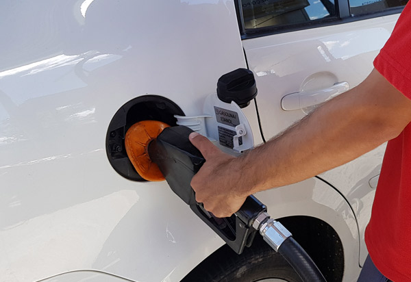 Petrobras sobe R$ 0,07 o litro da gasolina para as distribuidoras