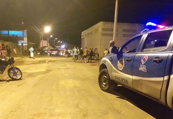 Brumado: homem morre após perder o controle da direção de moto ao desviar de buraco no bairro Esconso