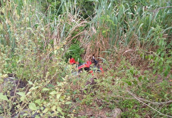 Jovem morre após cair com moto em ribanceira na Serra do Marçal