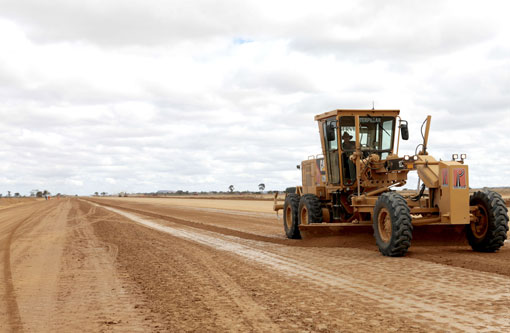 Obras do novo aeroporto de Conquista seguem cronograma de execução